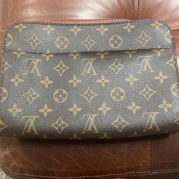 Vintage Louis Vuitton zippered wristlet clutch - Picture 2 of 16